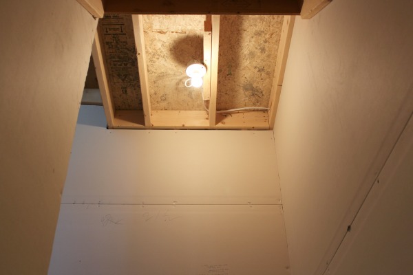 Finishing Our Basement - Stairwell Lighting BEFORE