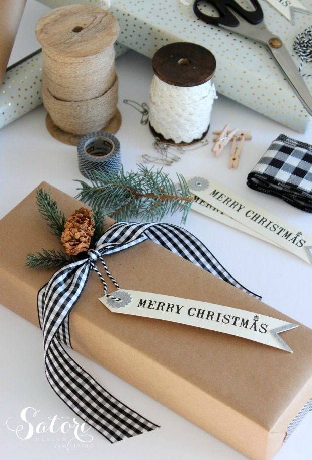 Vintage Glam Christmas Gift Wrap with Merry Christmas Tag