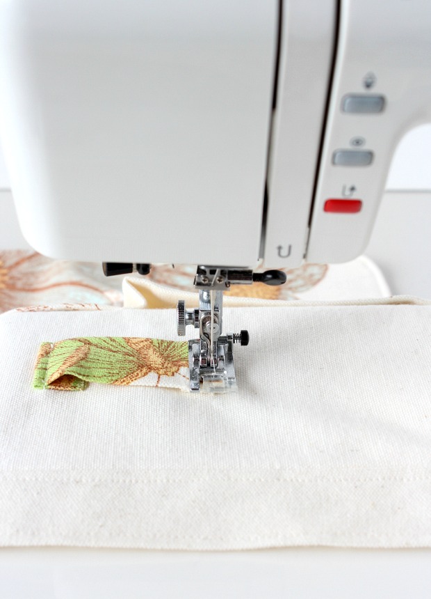 How to Sew a Gardening Apron - Attaching the Loop to the Front with Sewing Machine