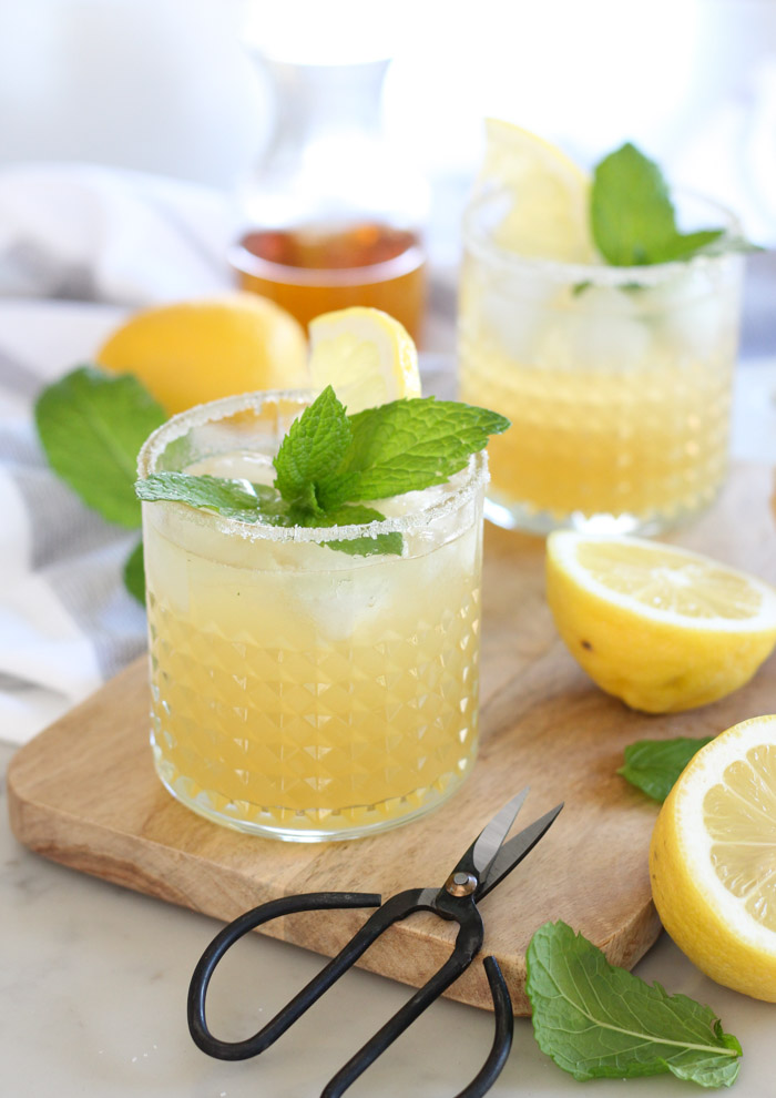 Bourbon Mint Lemonade Cocktail