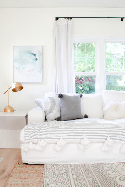 Benjamin Moore Cotton Balls Wall Color - Modern Glam